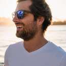 Handsome, tall and tanned guy wants to meet shy woman in Sioux City, IA
